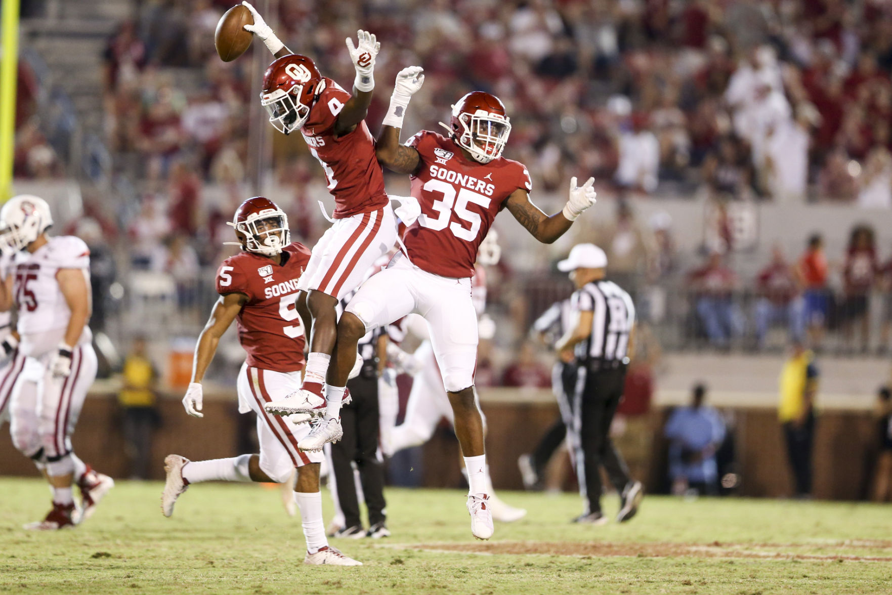 Oklahoma Sooners vs South Dakota Coyotes